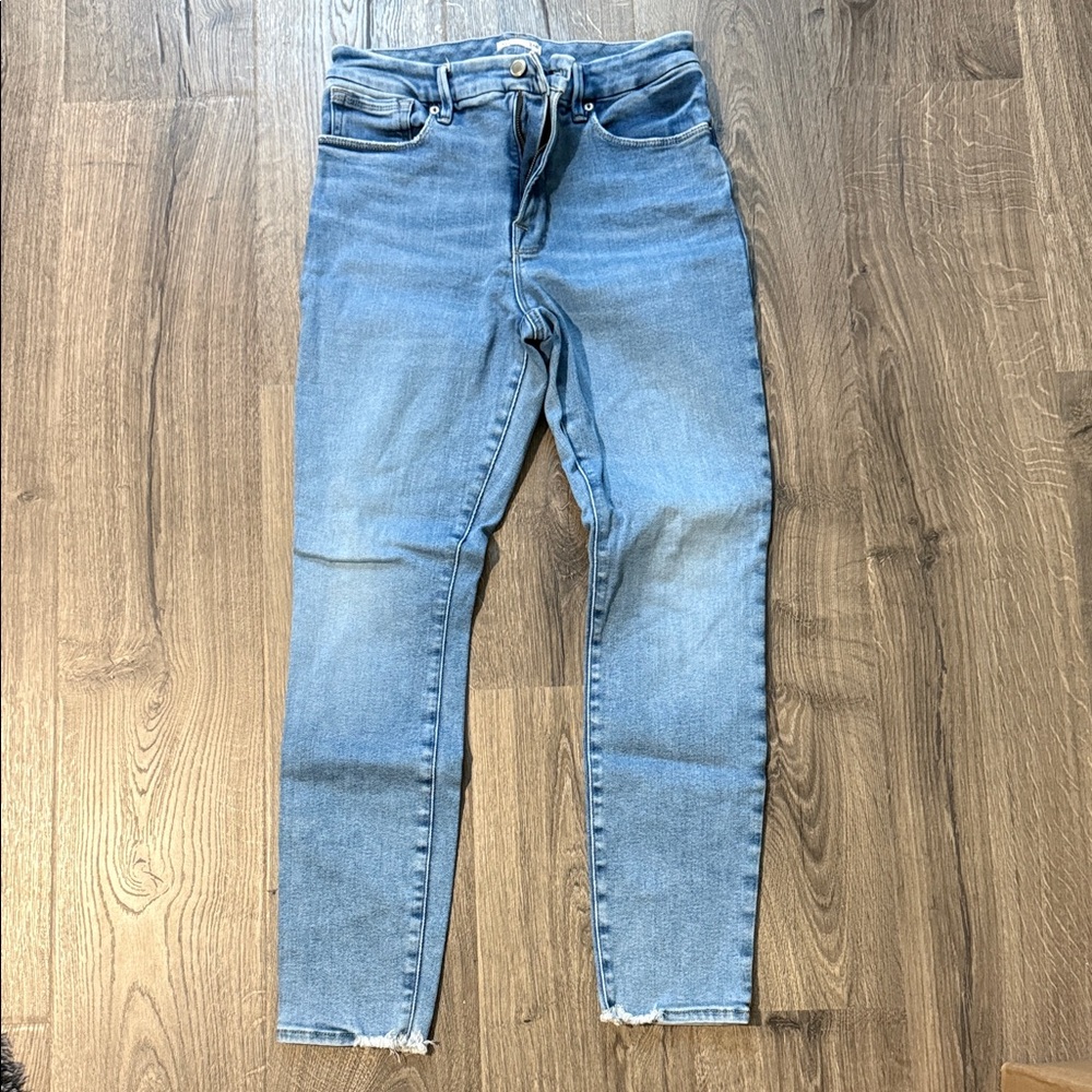 Good American Light Blue Skinny Jeans